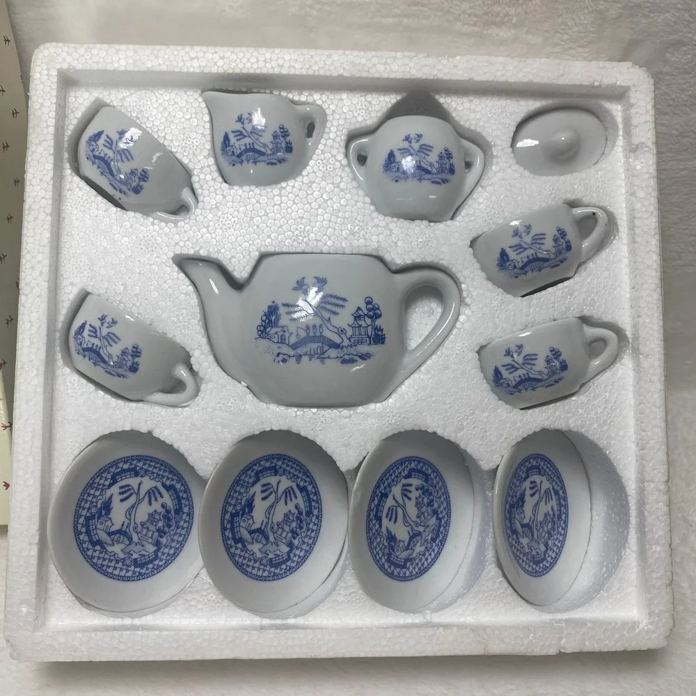 Vintage Mini Blue Willow Play Tea Set Porcelain Dollhouse Playhouse New In‎ Box
